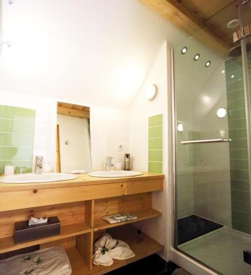 مبيت وإفطار Le Valombre