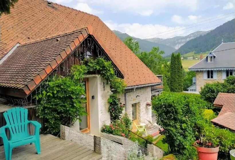 ベッドアンドブレックファースト Le Valombre