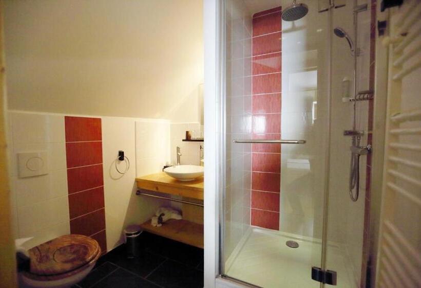 مبيت وإفطار Le Valombre