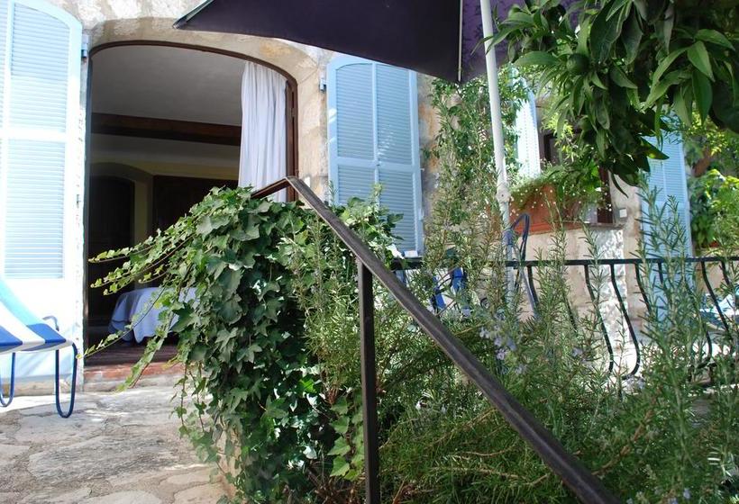 تختخواب و صبحانه Les Orangers