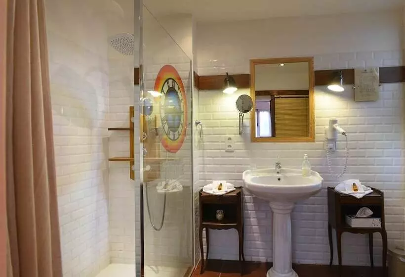تختخواب و صبحانه Suivez Le Lapin Blanc Bb Chambres D Hôtes