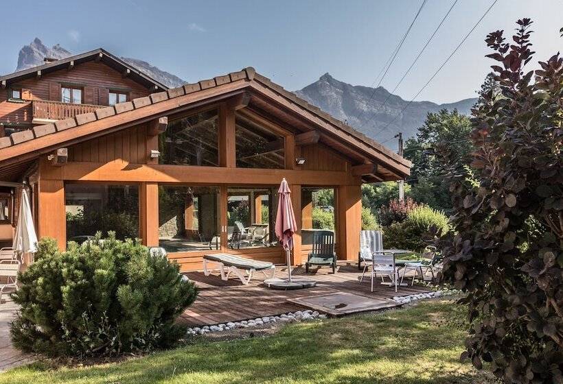 فندق Chalet Hôtel Des 2 Gares