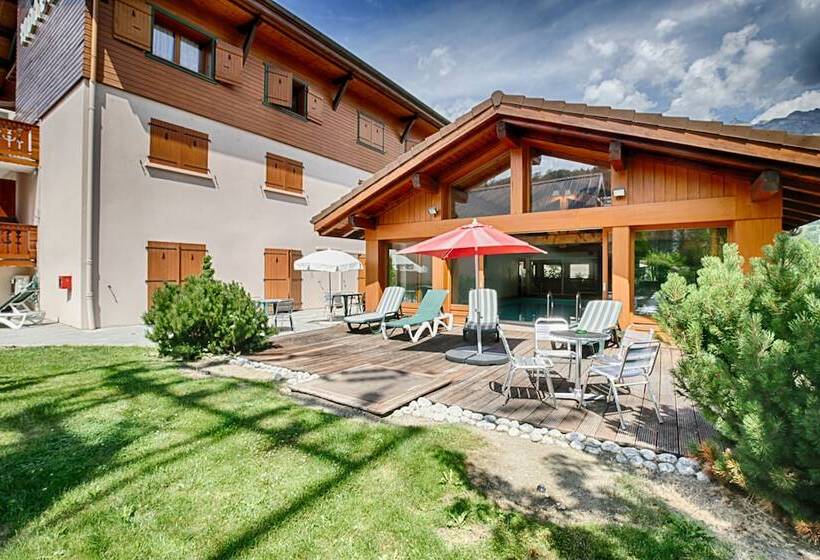 فندق Chalet Hôtel Des 2 Gares