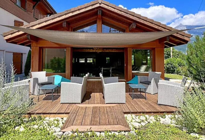 هتل Chalet Hôtel Des 2 Gares