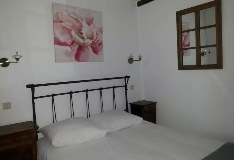 Hotelli Hôtel Du Roy