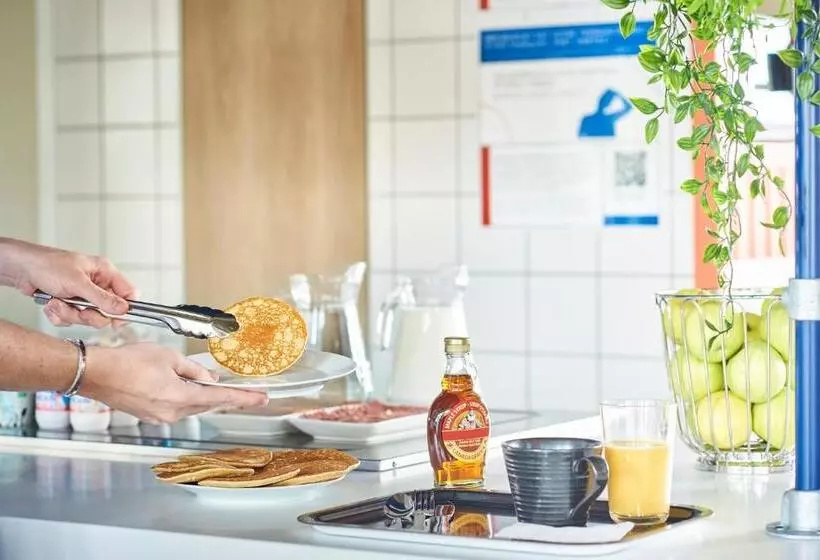 Hotelli Hôtel Ibis Budget Nantes Ouest Atlantis Couëron