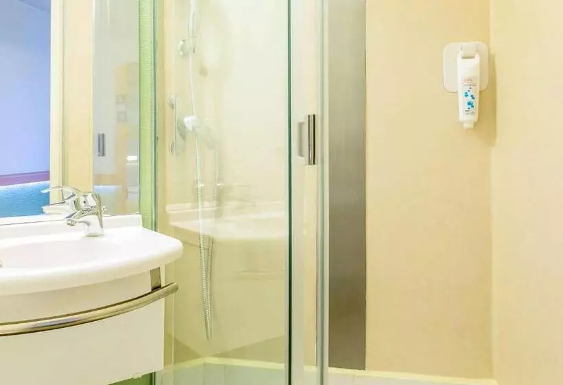 Hotelli Hôtel Ibis Budget Nantes Nord St Herblain