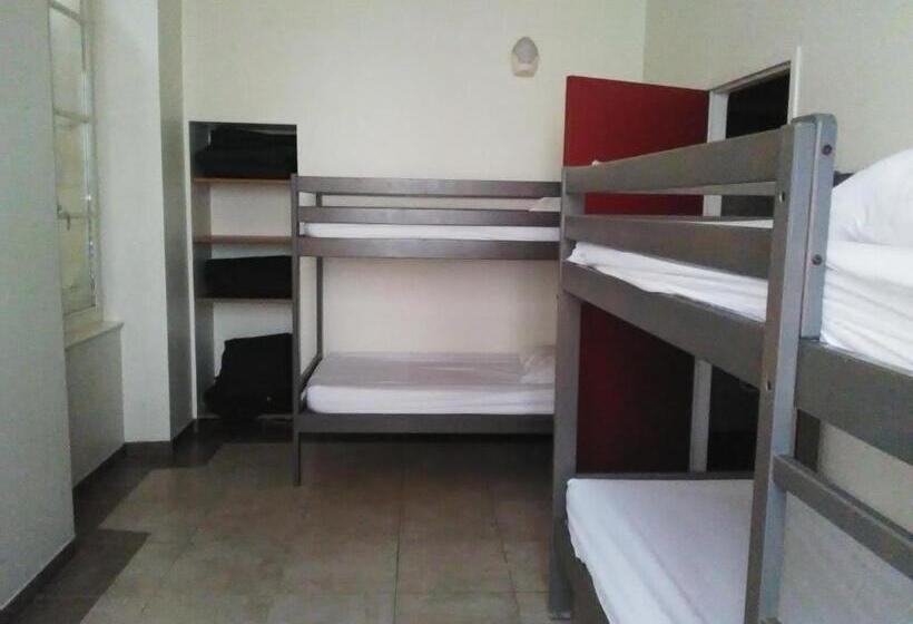 הוסטל La Maison Des Randonneurs