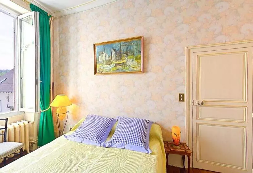 Aamiaismajoitus (B&B) Amphore Du Berry