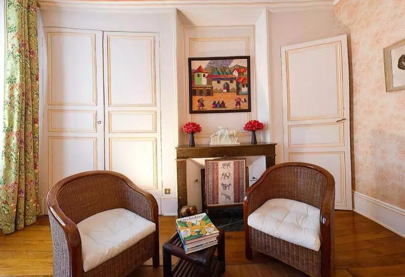Aamiaismajoitus (B&B) Amphore Du Berry