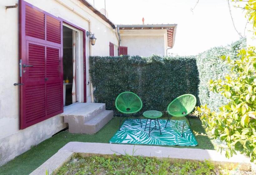 مبيت وإفطار Castel Enchanté