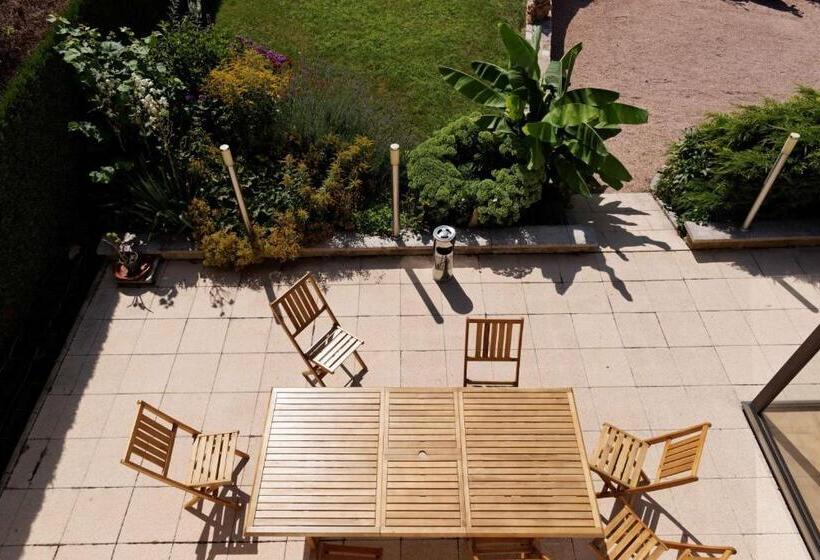 مبيت وإفطار Chambres D Hotes à Autun