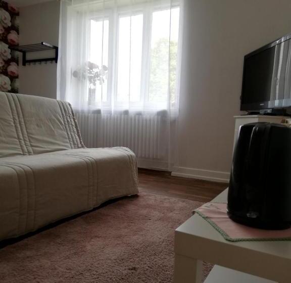 مبيت وإفطار Chambres D'hôtes Sandrine Louis