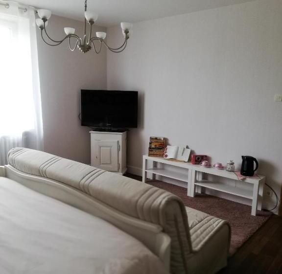 مبيت وإفطار Chambres D'hôtes Sandrine Louis