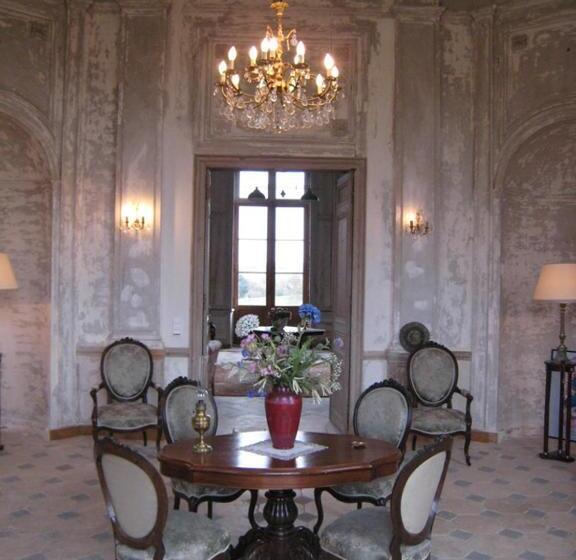 مبيت وإفطار Château De Flée