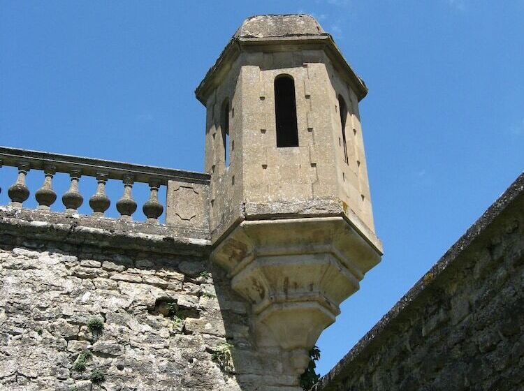 مبيت وإفطار Château De Flée