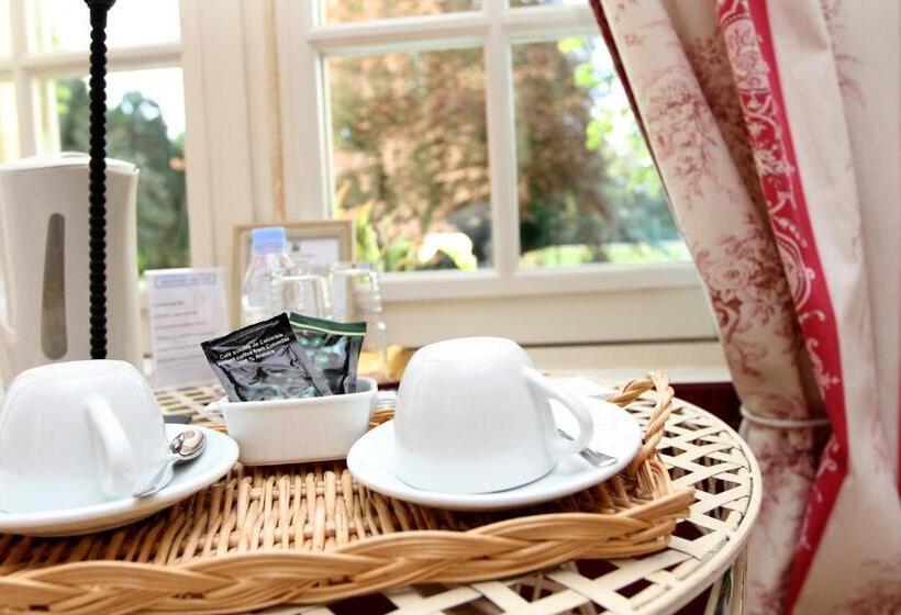 Bed and Breakfast Château Du Bois De La Noe