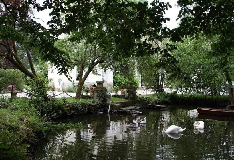 ベッドアンドブレックファースト Château Du Bois De La Noe