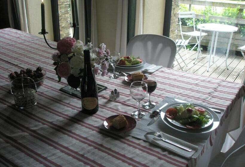 住宿加早餐  Grange Du Plessis