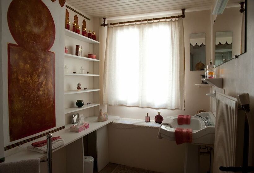 مبيت وإفطار La Demeure Saint Ours