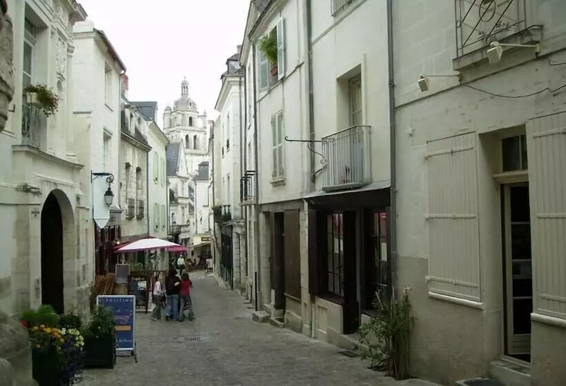 تختخواب و صبحانه La Demeure Saint Ours