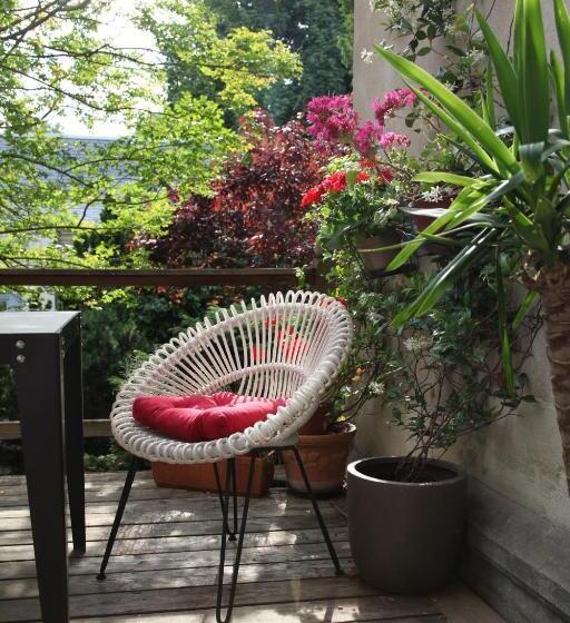 تختخواب و صبحانه La Maison Jules
