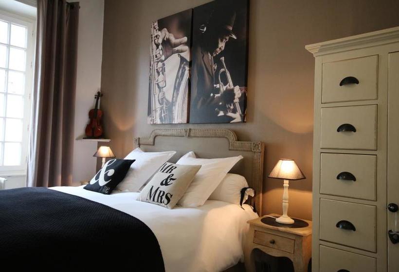 تختخواب و صبحانه La Villa Garenne