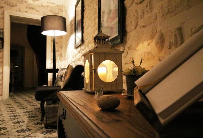 تختخواب و صبحانه La Villa Garenne