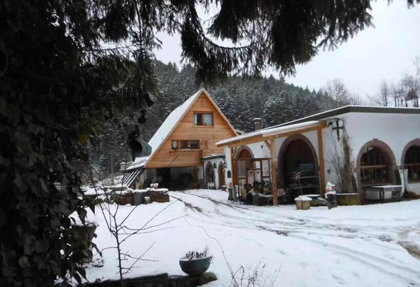Aamiaismajoitus (B&B) L'atelier De Gisèle