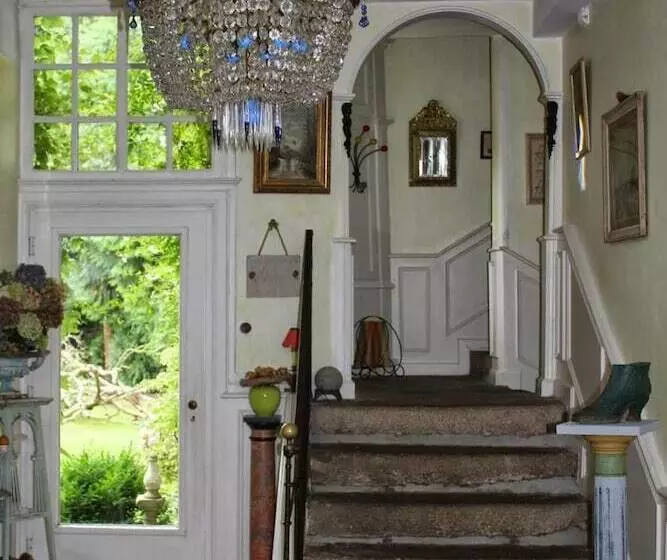 Aamiaismajoitus (B&B) Le Clos Du Prince