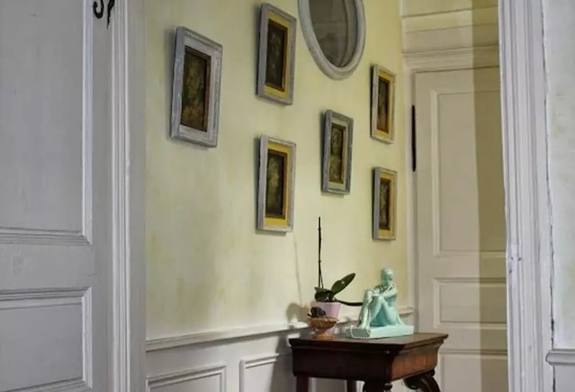 Aamiaismajoitus (B&B) Le Clos Du Prince