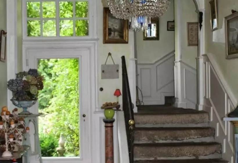 Aamiaismajoitus (B&B) Le Clos Du Prince