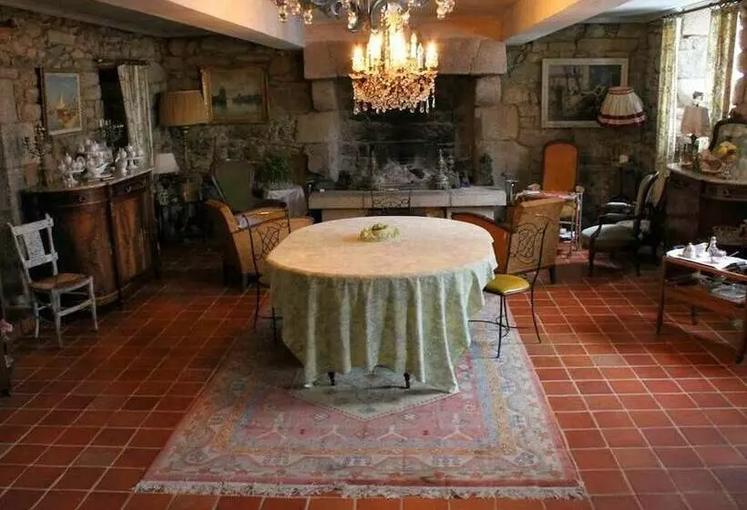 Aamiaismajoitus (B&B) Le Clos Du Prince