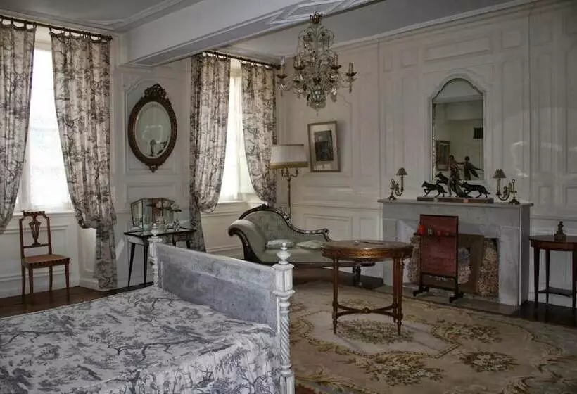 Aamiaismajoitus (B&B) Le Clos Du Prince