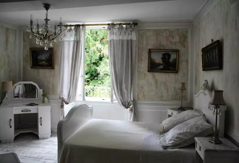 Aamiaismajoitus (B&B) Le Clos Du Prince