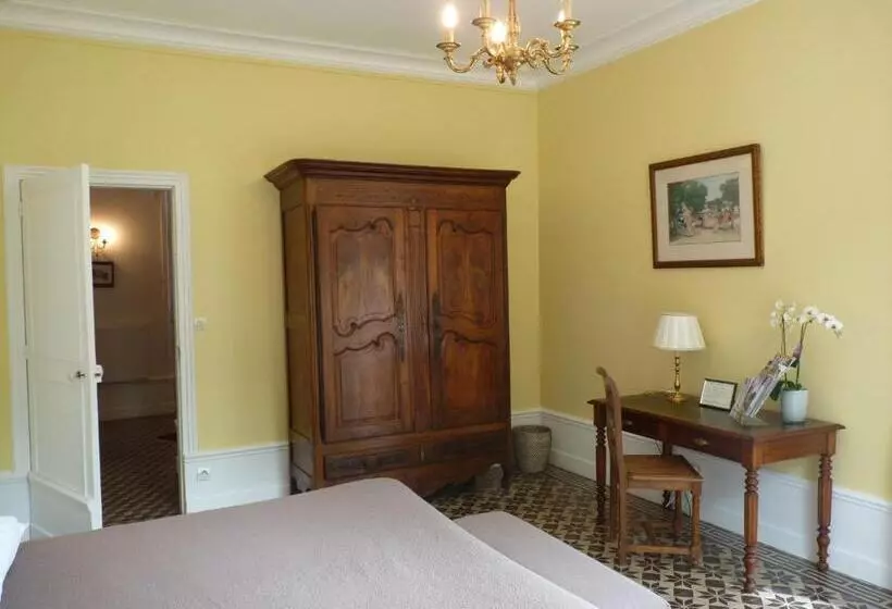 Aamiaismajoitus (B&B) Le Clos Saint Nicolas