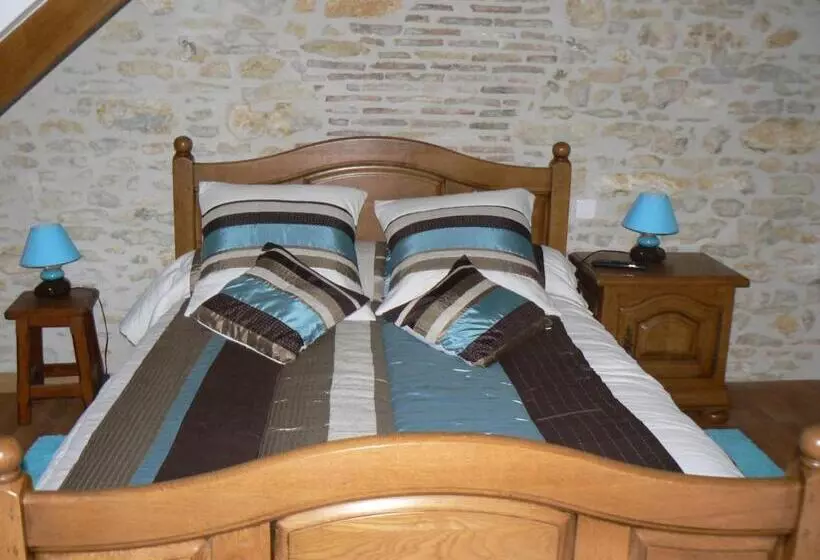 Aamiaismajoitus (B&B) Le Manoir Des Chapelles