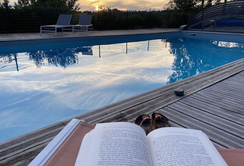 تختخواب و صبحانه Maison D Hotes & Gites Domaine De La Garaye