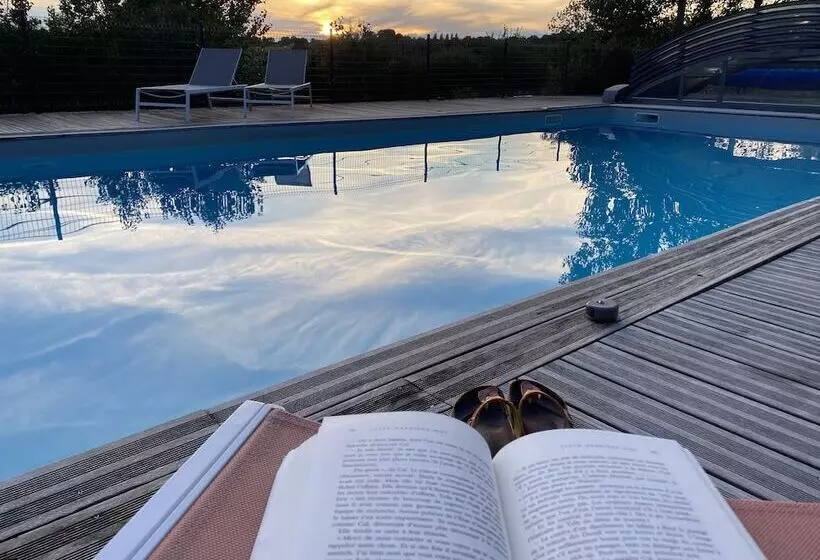 تختخواب و صبحانه Maison D Hotes & Gites Domaine De La Garaye