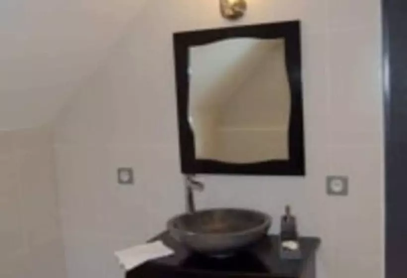 تختخواب و صبحانه Maison D Hotes & Gites Domaine De La Garaye