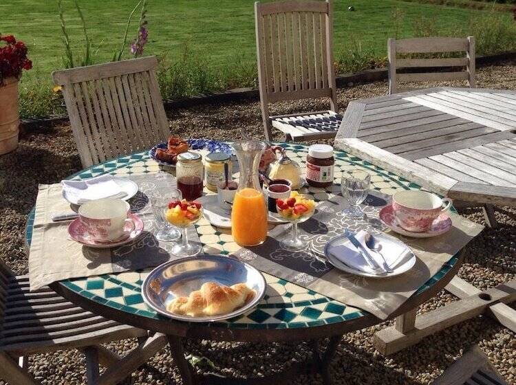 تختخواب و صبحانه Manoir De Belle Noë