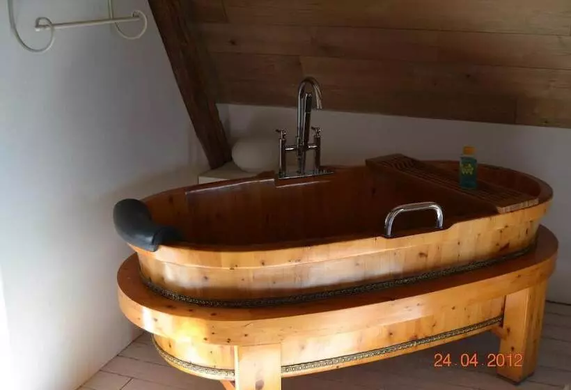 ベッドアンドブレックファースト Manoir De Belle Noë