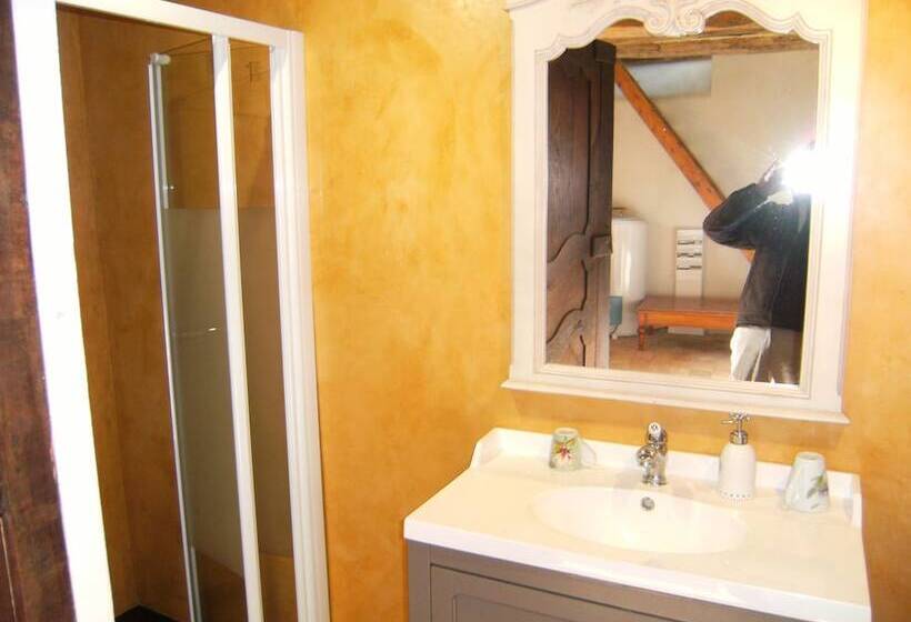 تختخواب و صبحانه Manoir De Belle Noë