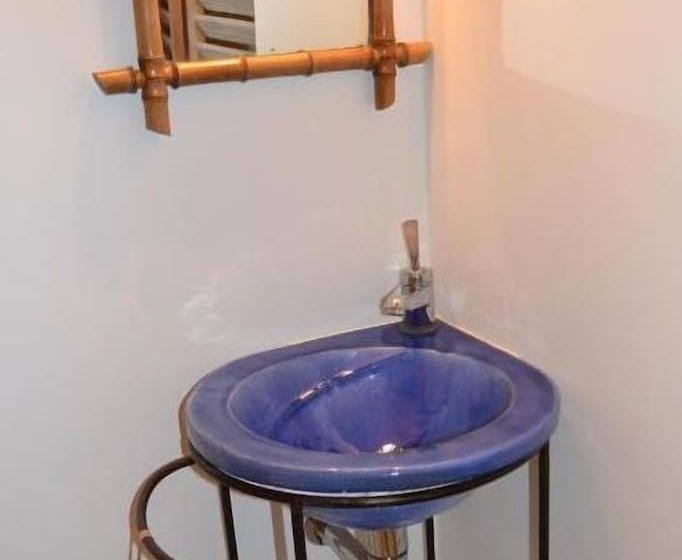 تختخواب و صبحانه Manoir De Belle Noë