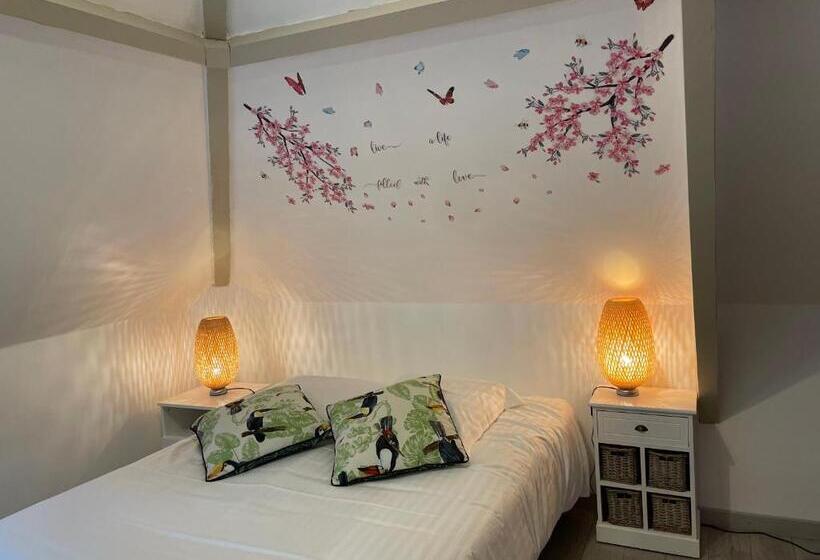 Bed and Breakfast Manoir De La Houlette