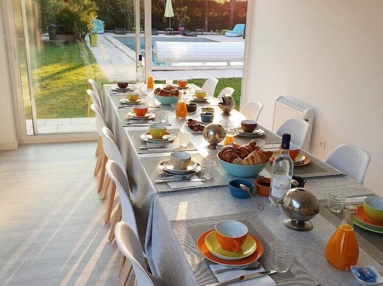 Bed and Breakfast Villa Herbert, Chambres D Hôtes Et Gîte