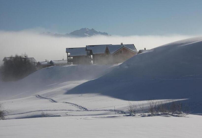 Отель Chalet Hôtel Le Beausoleil, The Originals Relais