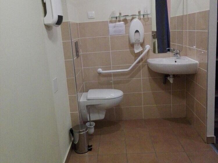 ホテル Hôtel Le Bon Cap