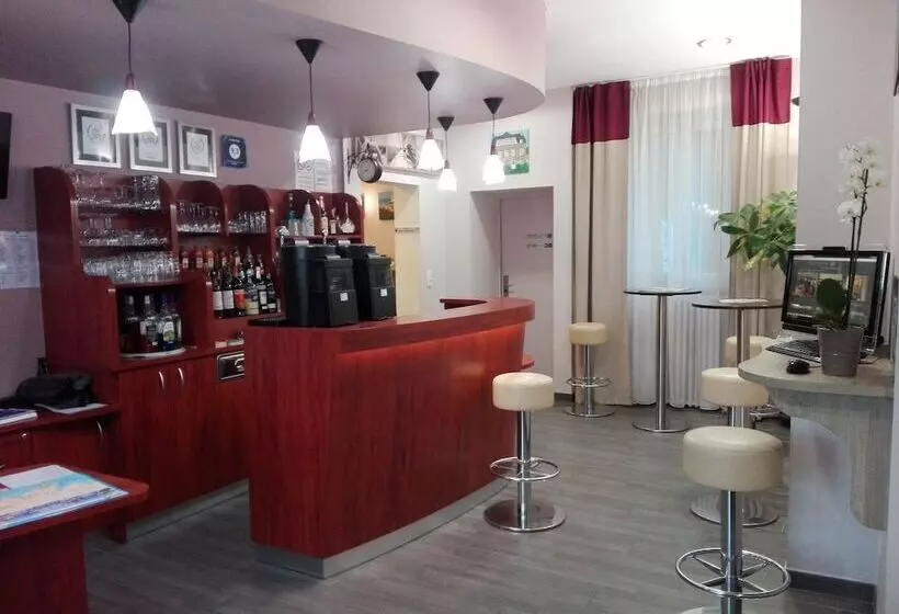 ホテル Hôtel Le Bon Cap