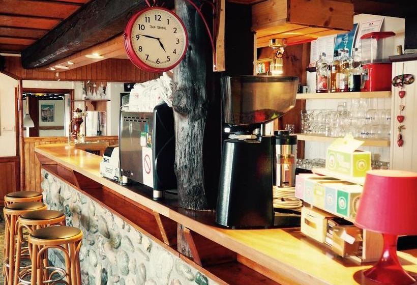 هتل Hôtel Le Monte Pente